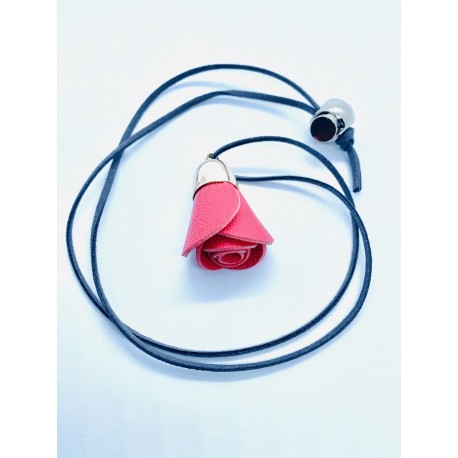 Collier Fleur à parfumer Parisens